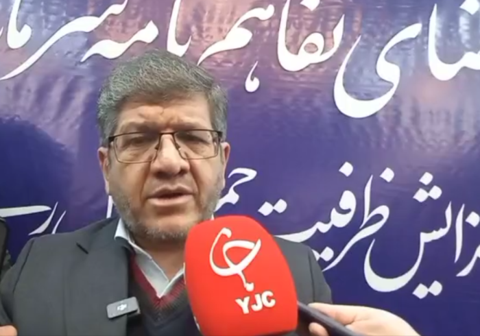 اولین محموله واردات خودرو شامل ۶ هزار دستگاه وارد بندر آپرین می‌شود